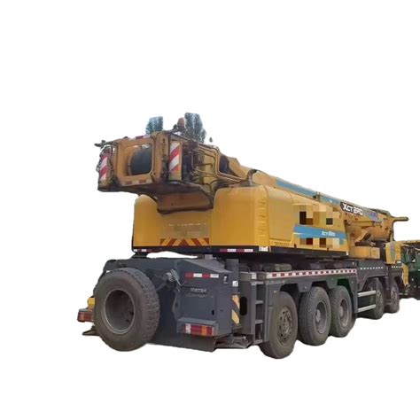 Ton Telescopic Boom Lifting Machinery Hydraulic Truck Crane High