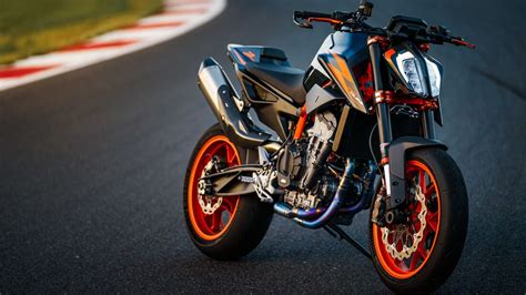 Ktm Duke R Frische Farbe Motorradonline De