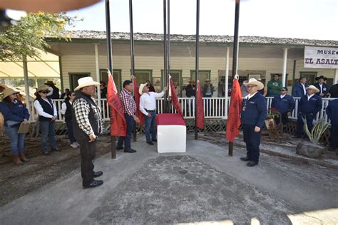 Encabeza I Iguez Arellano Numeroso Contingente De La Secci N Del