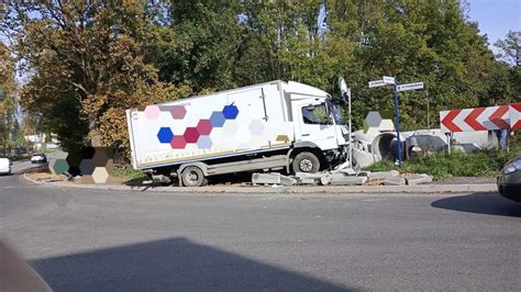 Kolizje i wypadki na drogach we wtorkowe popołudnie mamNewsa pl