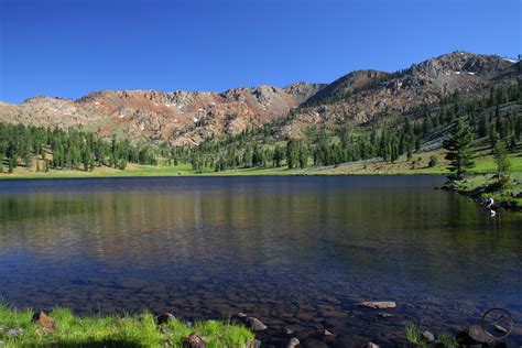 East Boulder Lake Loop Hike Mt Shasta