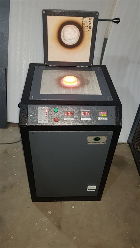 Electric 1200 Gold Melting Induction Material Loading Capacity 2kg At