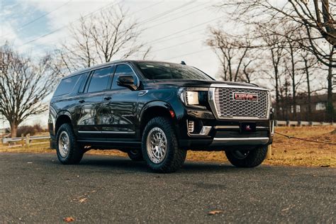 2022 GMC Yukon Black Rhino Primm