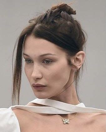 Pin by 𝒅𝒖𝒕𝒄𝒉𝒔𝒘𝒂𝒏 on muses Bella hadid pictures Bella hadid Beauty