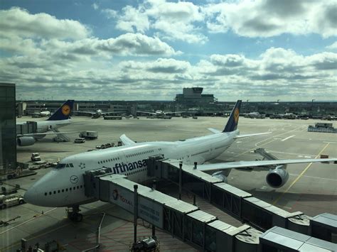 Review Lufthansa First Class Boeing 747 8 Buenos Aires Nach Frankfurt