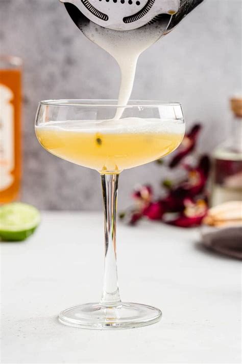 20 Passionfruit Cocktails With Easy Recipes