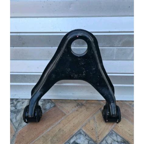 jual upper  arm sayap atas mitsubishi  pajero sport triton