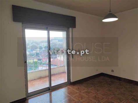 Apartamento T2 à venda na rua Cidade de Belgrado 6 Quinta da Fidalga