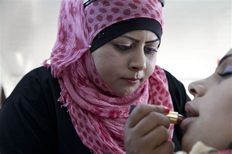 Syrian Refugee Women Are Not the Sum of Their Hardships | HuffPost The ...