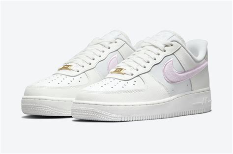 Kommande Sl Pp Nike Air Force Low Chenille Swoosh Sir Pierre S