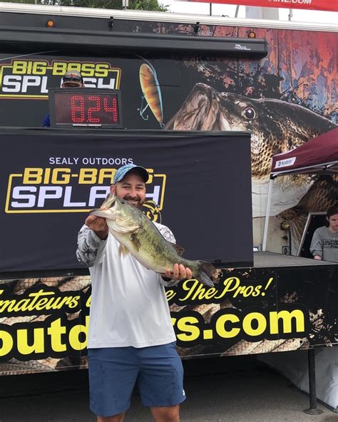 824 Weighed In By Dawson Lenz Of Senoia Ga To Win The Big Bass Splash