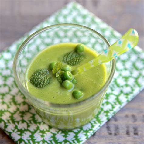 Velouté de petits pois fromage de chèvre et ciboulette