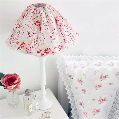 How To Cover A Lampshade With Fabric