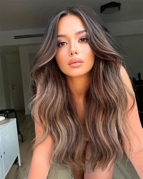 Chocolate Brown Ig Edia Makeup Brunette Hair With Highlights Balayage Hair Dark Sunkissed