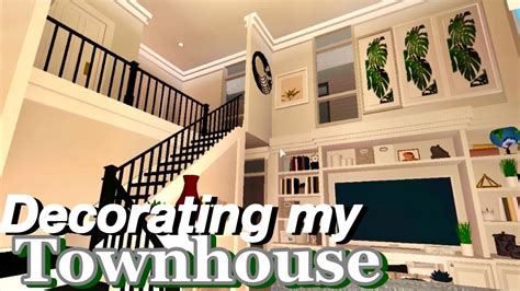 Bloxburg Decorating My San Francisco Townhouse Roblox Youtube