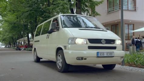 Imcdb Org Volkswagen Caravelle Tdi T Typ In Hodinov