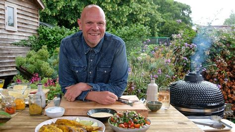 Tom Kerridge S Spanish Style Chorizo Burger Recipe Food Network Uk