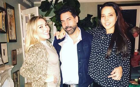 Frida Sofía expone su retaguardia en descarado bikini en sexy pose