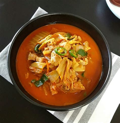 김치찌개 인기반찬