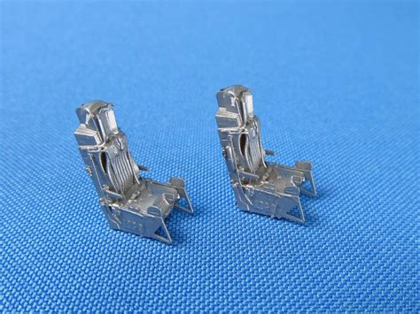 Rockwell B-1 B Lancer - Ejection Seats (for Airfix, Monogram and Revell kits) Metallic Details ...