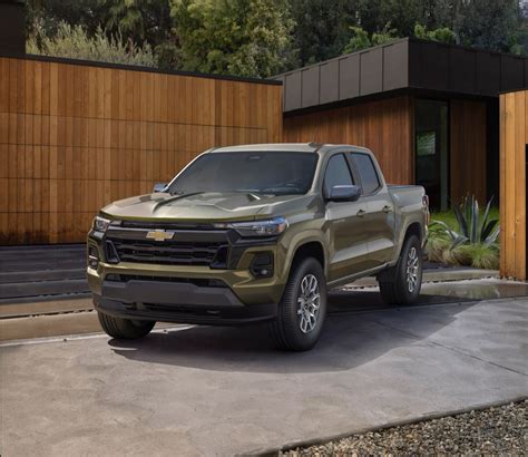 Chevy Colorado Z In Harvest Bronze Metallic Photos