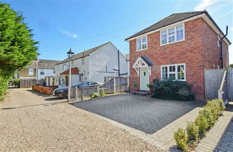 Hoopers Lane Herne Bay Bed Detached House For Sale