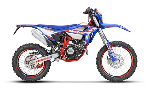 Motorrad Vergleich Beta Rr 125 2t 2023 Vs Beta Rr 4t 125 R 2024