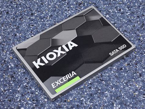 Kioxia Exceria Sata Ssd Tb Review Pictures Components Techpowerup