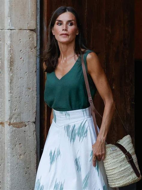 Vestidos Y Faldas Boho La Reina Letizia Inspira Con Sus Looks M S