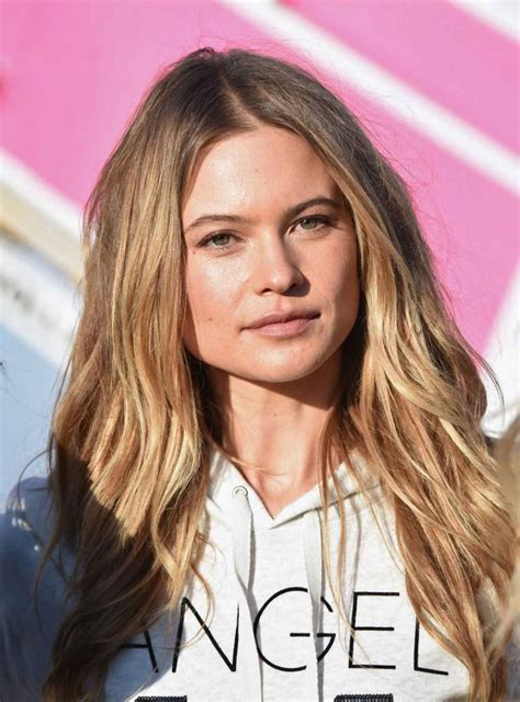 Behati Prinsloo – Departing For the London For 2015 Victorias Secret