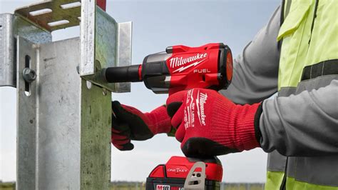 Milwaukee M18 Vs M18 Fuel Whats The Difference