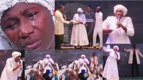 Omg Too Much Oil Cecilia Marfo Wept In Worship At Rev Obofour