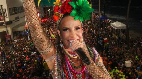 Abalada Ivete Sangalo Chora Em Trio E Fala Sobre Despedida Do Carnaval