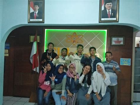 Elektron Bimbingan Dan Konsultasi Belajar