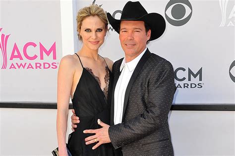 Clay Walker, Wife Jessica Expecting Fourth Child