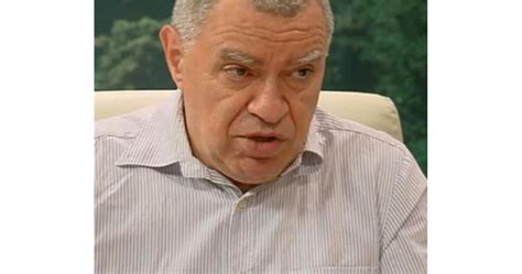 Мишо Константинов: И Борисов, и Станишев трябва да отстъпят, за да спечелят