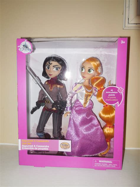 Veni Vidi Dolli: REVIEW: Tangled The Series Rapunzel & Cassandra 2-pack