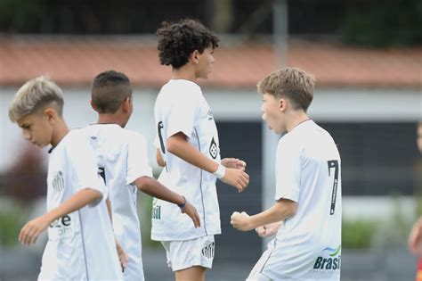 Santos FC Goleia Jabaquara Pela Paulista Cup Sub 12 E Lidera Grupo C