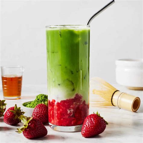 Iced Strawberry Matcha Latte Recipe Recipes Vista