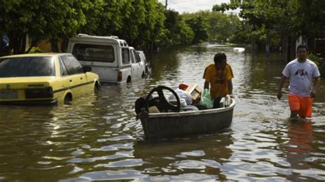 Paraguay Decretan Estado De Emergencia Por Inundaciones Bbc News Mundo