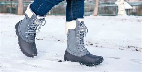 Top 10 Best Snow Boot Brands To Keep Your Feet Warm | Chooze Shoes