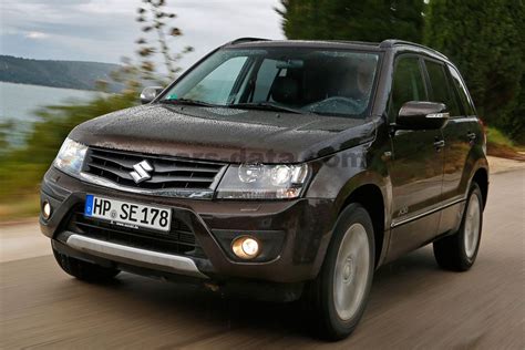 Suzuki Grand Vitara 2012 Pictures 8 Of 28 Cars Data