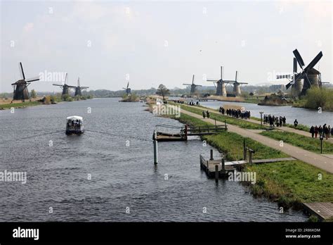 Kinderdijk Pays Bas Avril Moulins Vent De Kinderdijk