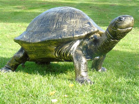 Giant Turtle Statue - Garden Wonders