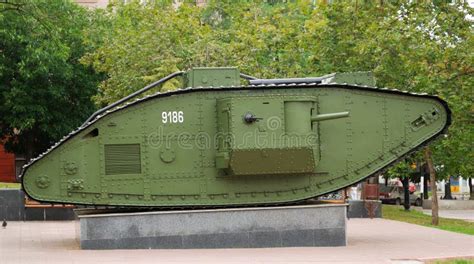 A British Mark V Tank Stock Photo Image Of Crawler Arsenal 15359228