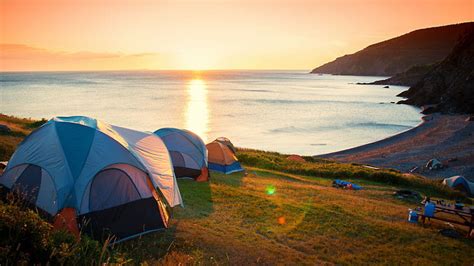 5 Scenic Spots for Your Summer Camping Trip | NEA Member Benefits