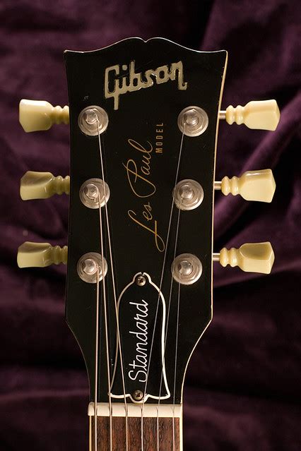 1987 Gibson Les Paul Front Of Headstock Here Is A Closeu Flickr