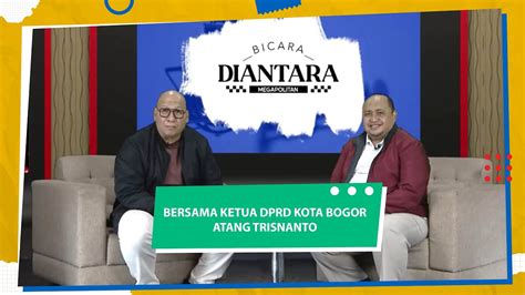 BICARA DI ANTARA KETUA DPRD KOTA BOGOR ATANG TRISNANTO