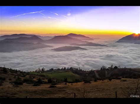 Gandino Un Mare Di Nebbia In Val Seriana 20 Dicembre 20 Flickr