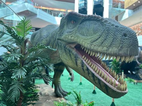 Gratuita maior exposição de dinossauros da América Latina chega a